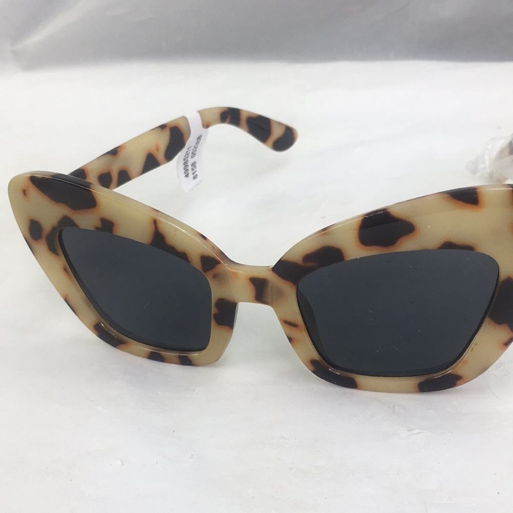 free people Cat eye animal print sunglasses new - Picture 5 of 6